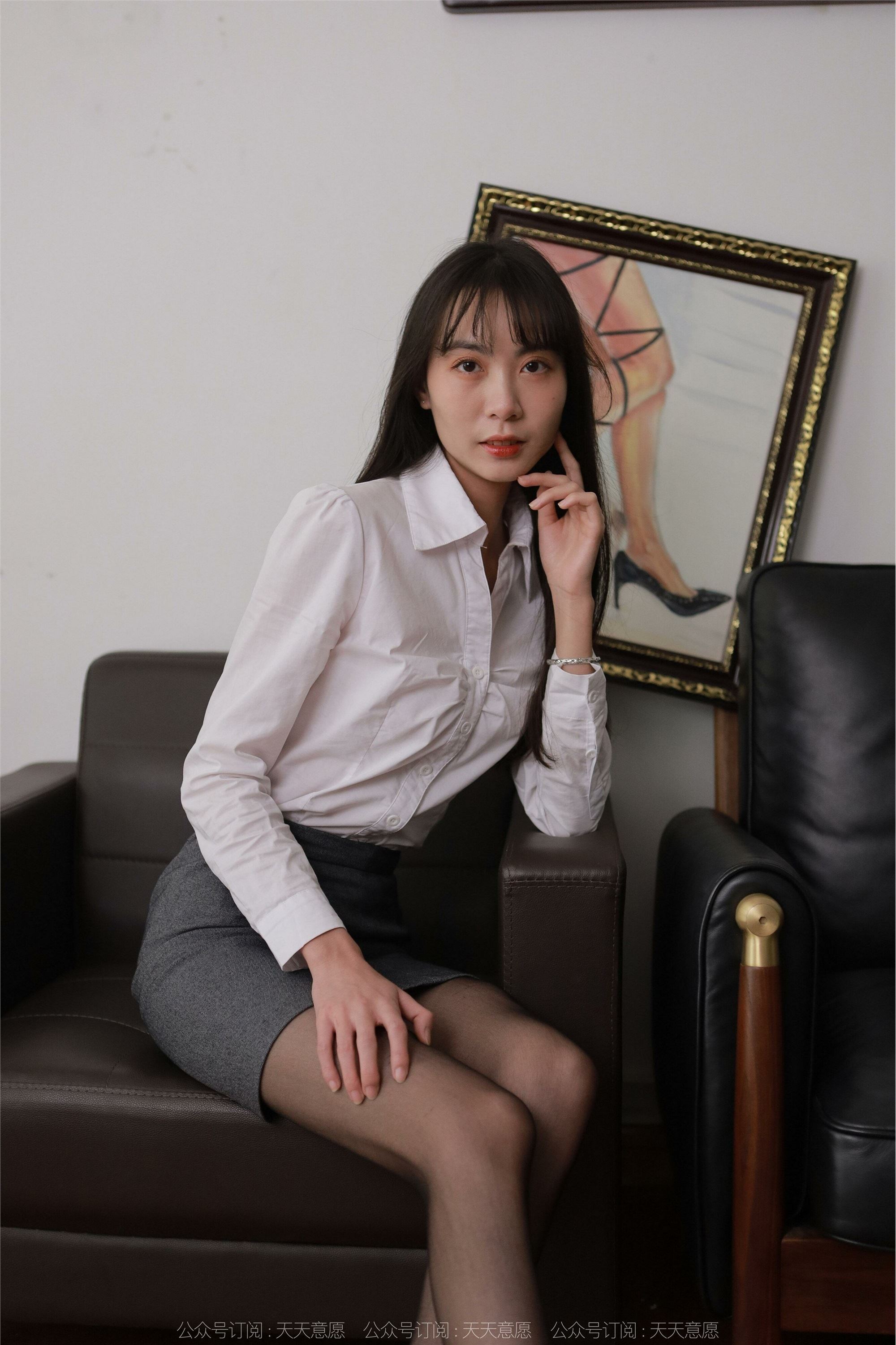 IESS异思趣向 2022.03.18 丝享家1032：团团《黑丝职业装》